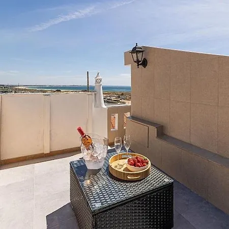 Casa Da Avo - Center - Topfloor 360 View * Lagos